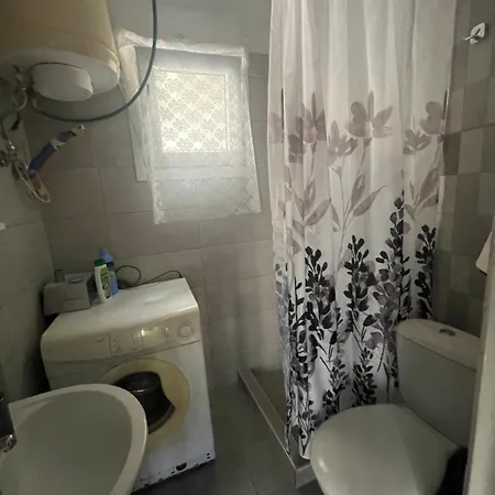 Anastelia - The Backyard Tatil Evi