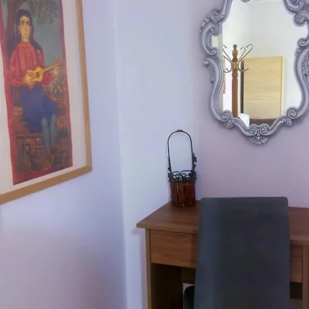 Anastelia - The Backyard Semesterbostad Olympiada